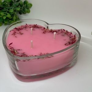 3 wick heart shaped candle.